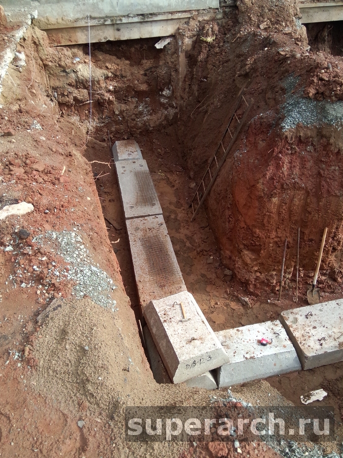 Монтаж ФБС-ленточный фундамент